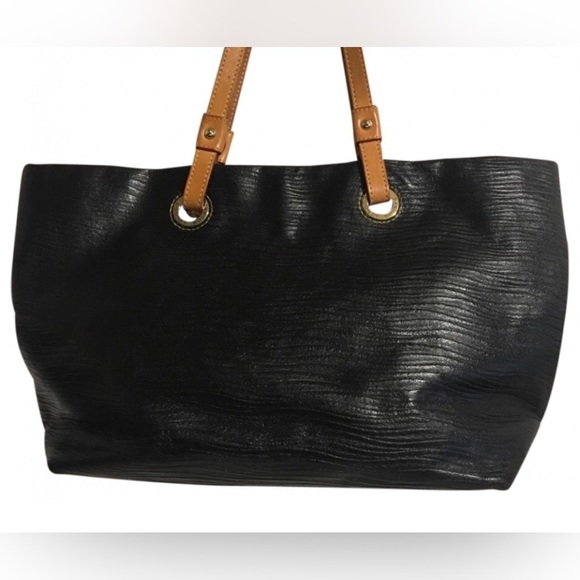 Dooney bourke Elegant Black Tote Bag